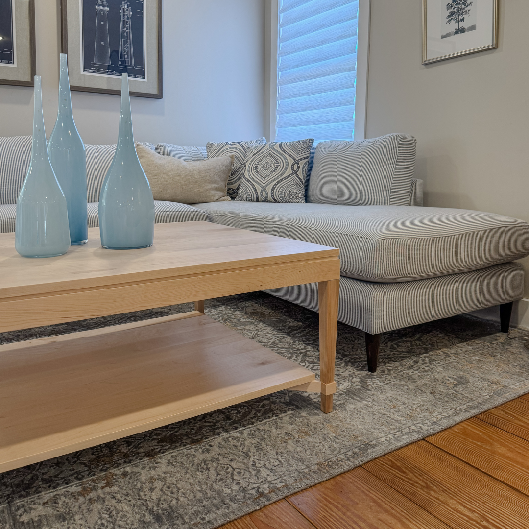 Ava Cocktail Table