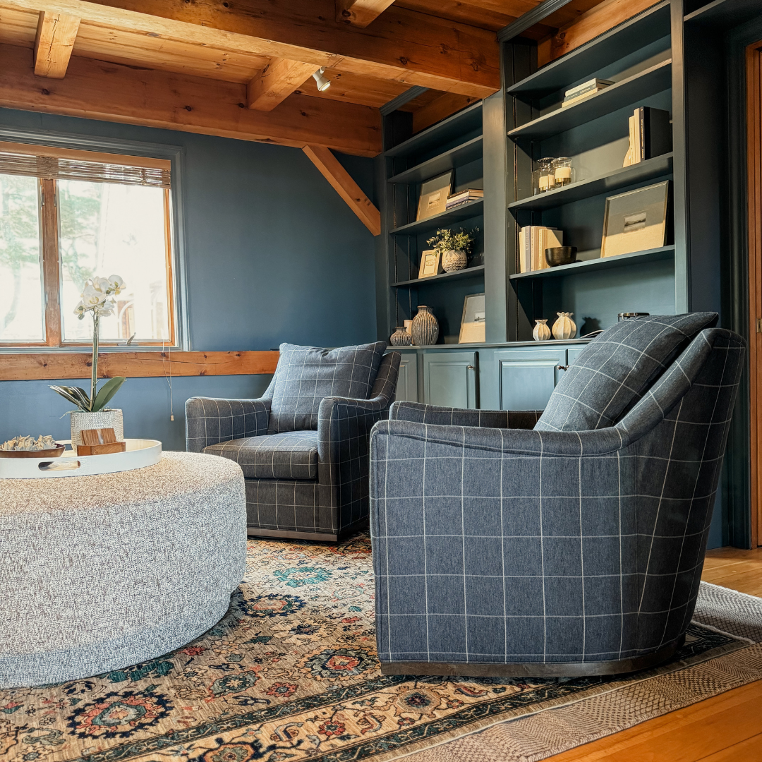 Jamestown Swivel
