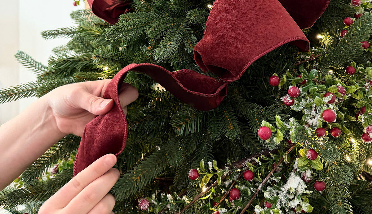Tree Decorating: A Step-by-Step Guide